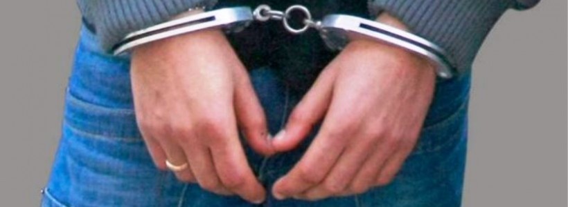 criminal-esposado-619x3481-820x300-820x300