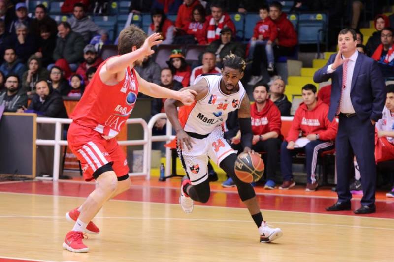 El CDV se quedó con el primer clásico de la temporada al vencer por un