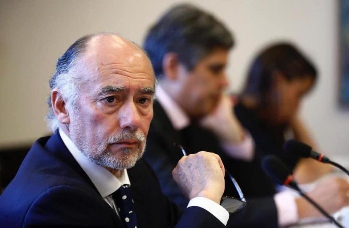 Diputado Iván Flores