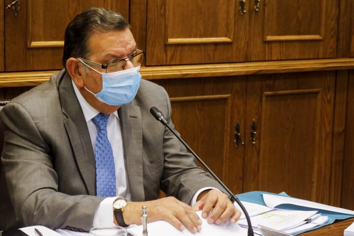 Senador Rabindranath Quinteros
