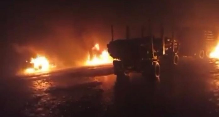 D1760FA8-EDF3-4D4E-ADB1-2EF80799CA54