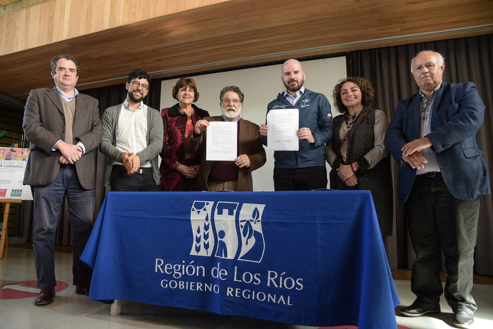 Ministerio de Desarrollo Social y el Gore Los Ríos firmaron convenio de ...