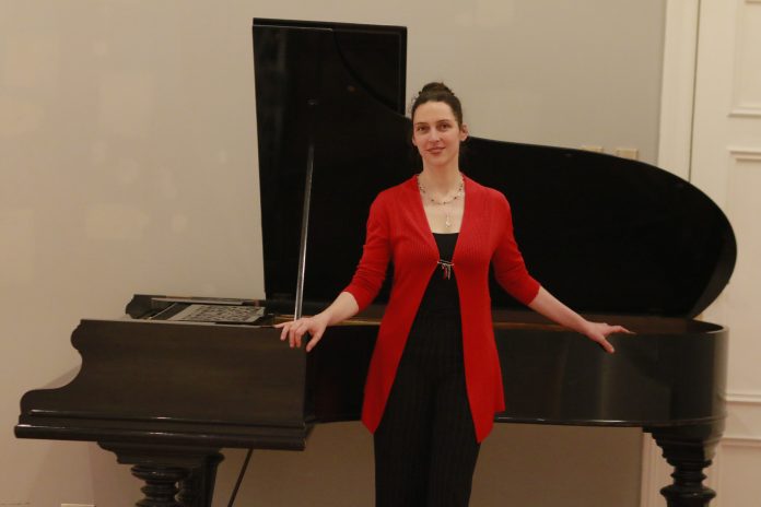 AlexandraAubert_Juvenal_CCAustral