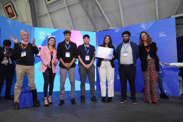 Segundo Lugar Reto Construye Academia