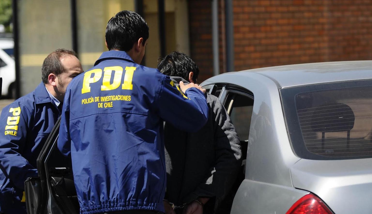 Detienen en La Unión a sujeto con cuatro órdenes de arresto por delitos ...