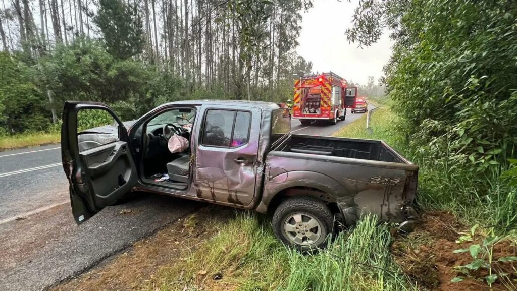 Volcamiento de camioneta en la Ruta T-206 deja personas lesionadas en ...